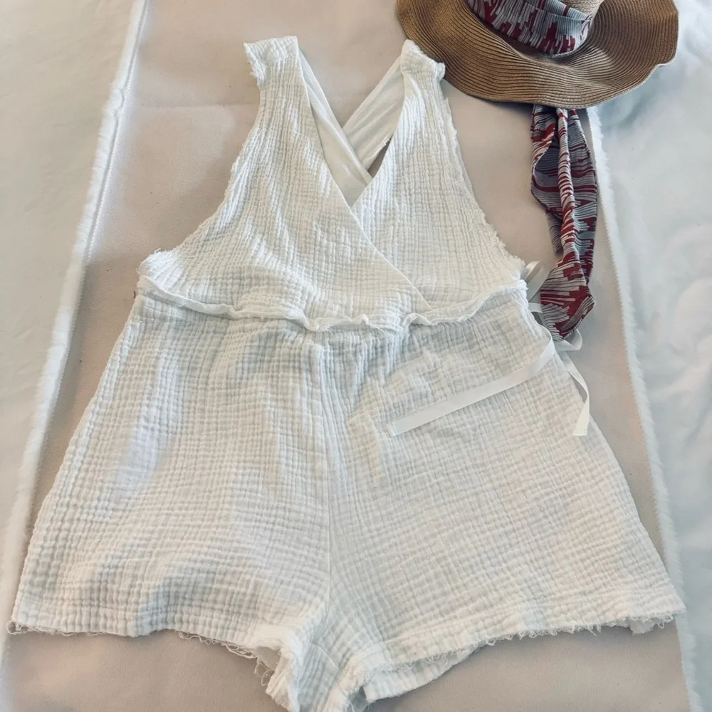 Spiritual Gangster White Gauze Romper Size Small - Picture 5 of 14